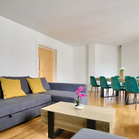 2 Bedrooms Tour Eiffel Breteuil Apartment *